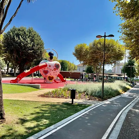 Privado E Entrada Independente Com Aquecimento E Terraco - Vila Centro